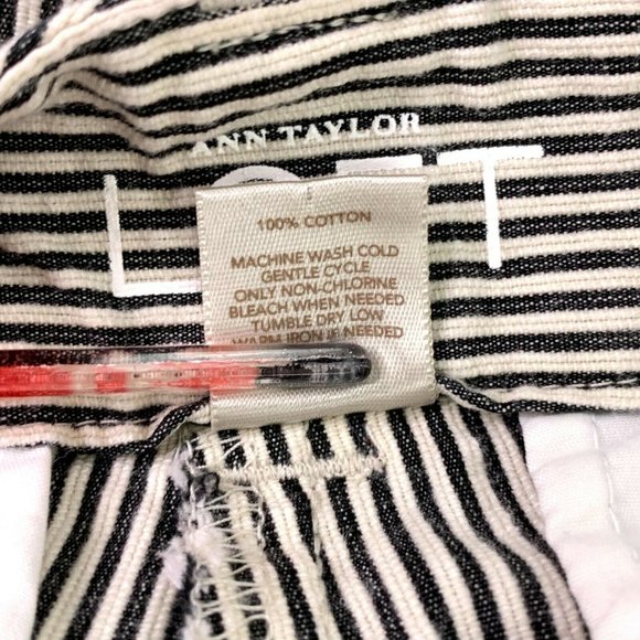 LOFT Original Crop Seersucker Striped Pants 2 - Picture 8 of 8